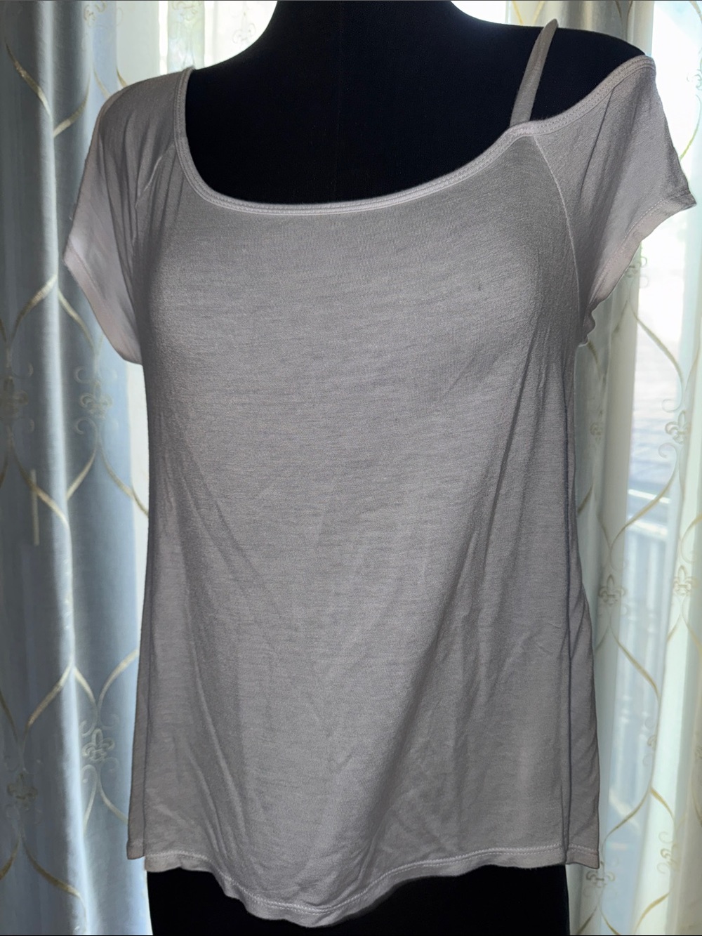 Abound Light Gray Scoop Neck Short Sleeve Tee